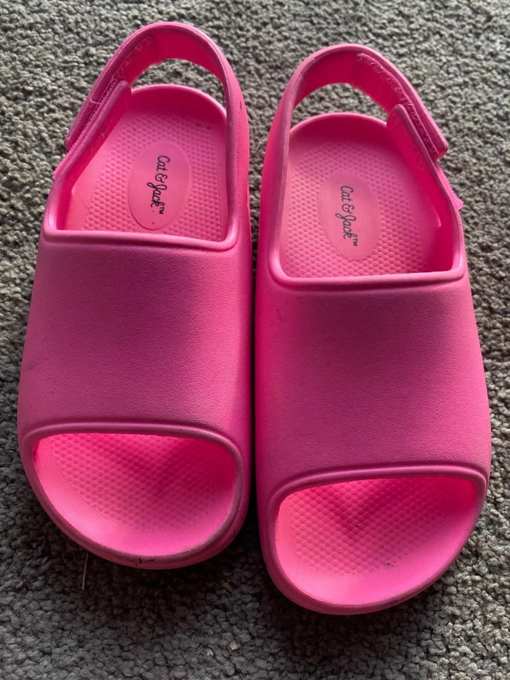 💖Little Elle's Closet💖 Cat & Jack Sandals - 10